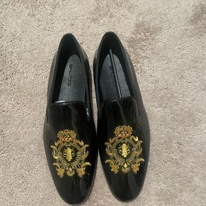 Black shoe for sale